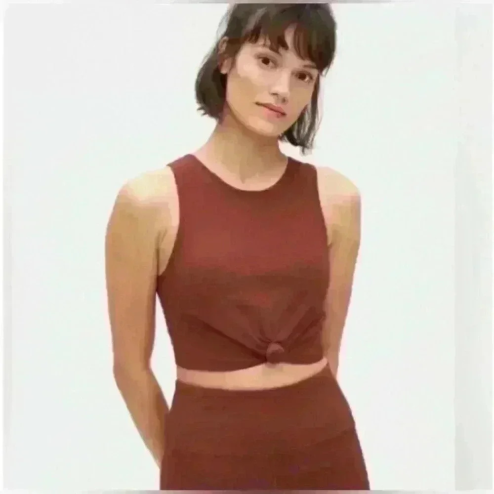 GapFit Ribbed Blackout Knot Front Cropped Shelf Bra Top in Burnt Russet Sz L